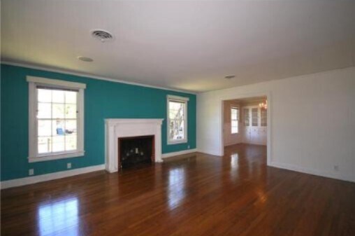 Foto del edificio - 1114 W 22nd St