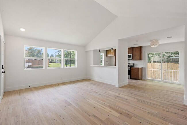 Foto del edificio - 1800 Nicole Cir