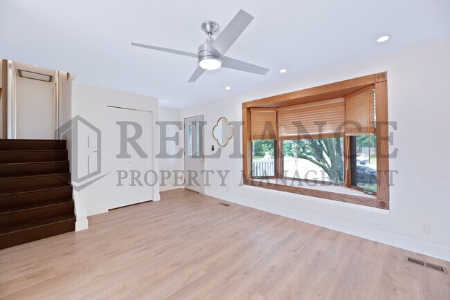 Building Photo - 6827 E Winterberry Cir