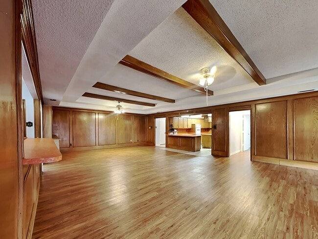 Building Photo - 7105 Rolling Fork Dr