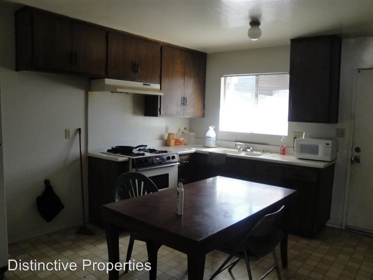 Building Photo - 1215 Alta Vista Dr