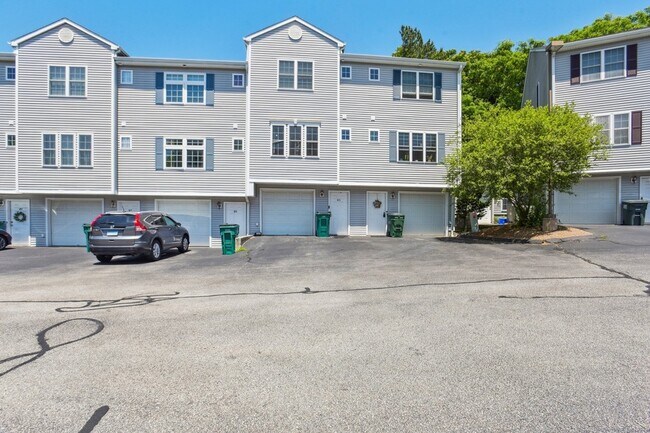 Foto del edificio - 43 Harbor View Ln