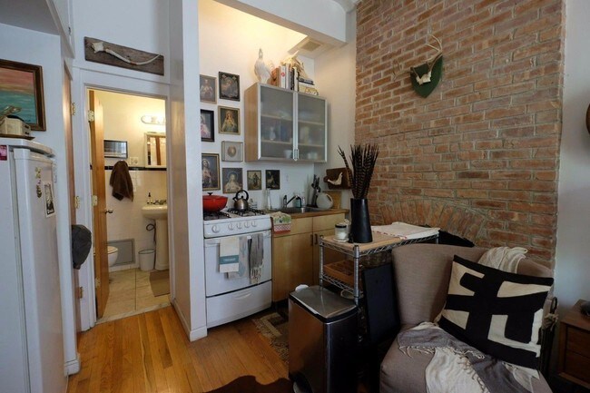 Building Photo - 555 W 152nd St
