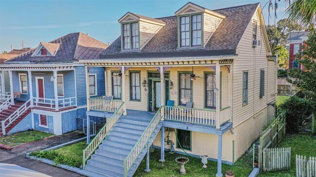 Foto del edificio - 1421 Winnie St