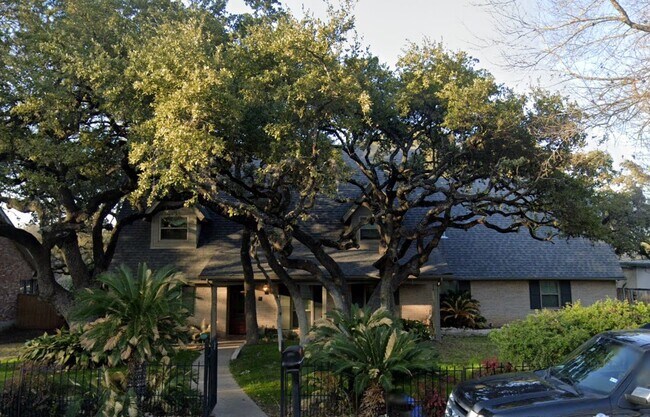 Building Photo - 259 Rockhill Dr