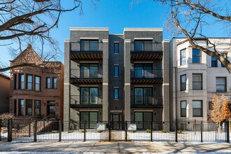 Building Photo - 4536 S Prairie Ave