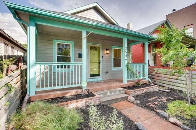 Building Photo - 2546 Glenarm Pl
