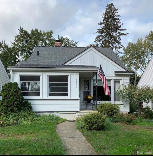 Building Photo - 2412 Edgewood Blvd