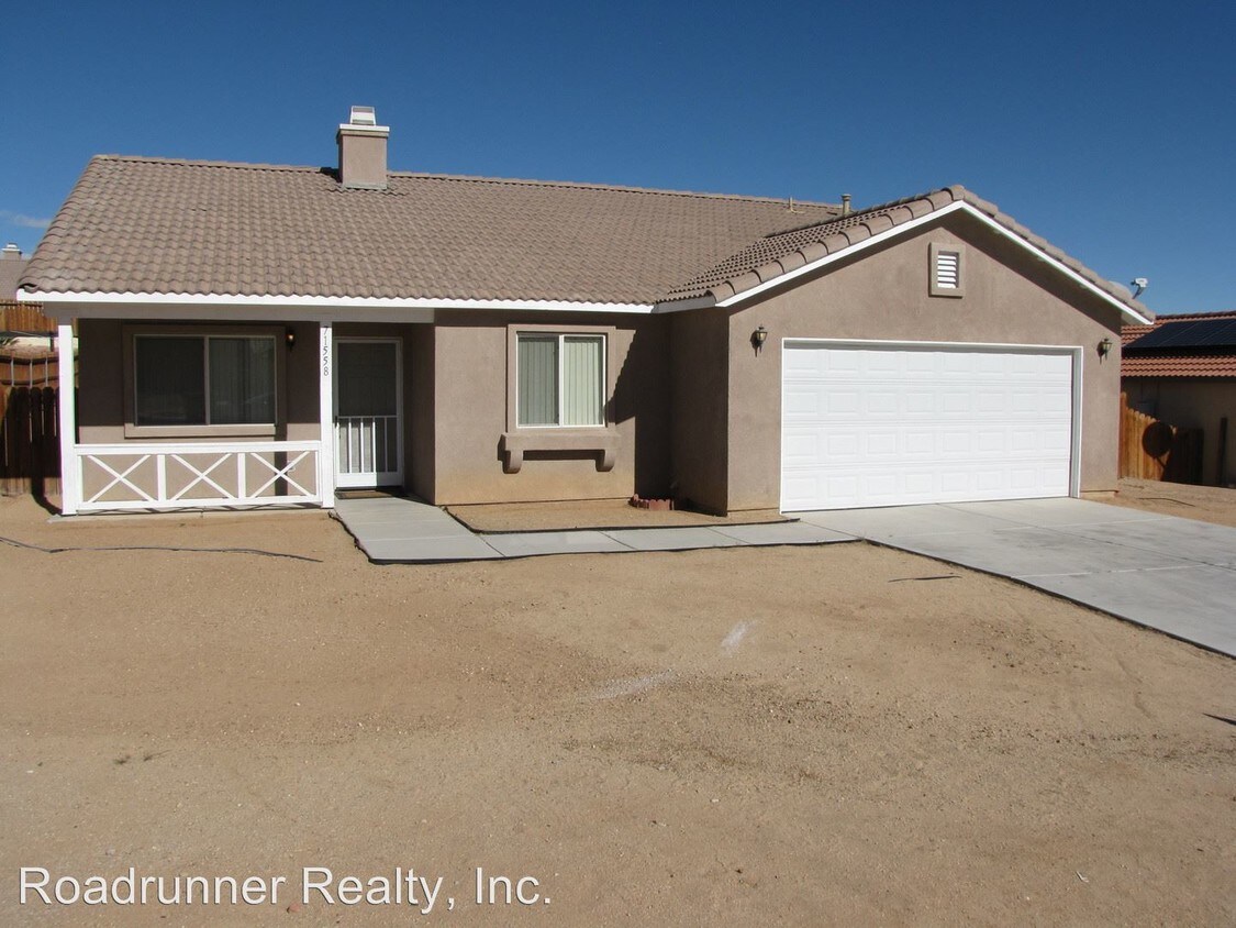 Primary Photo - 3 br, 2 bath House - 71558 Sunflower Dr
