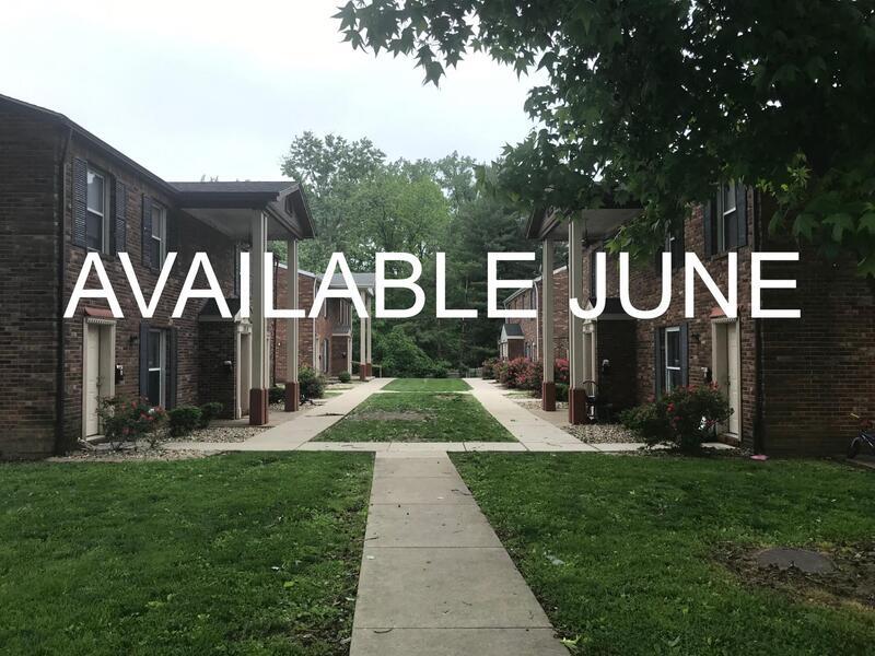 Foto principal - 1806 Jamestown Rd