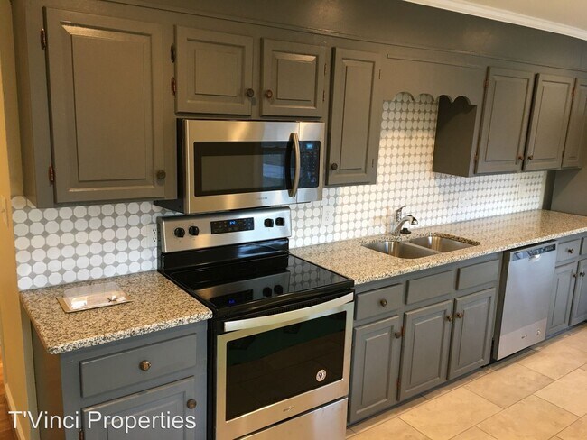 Foto del edificio - 4 br, 2 bath House - 5065 Noble St.