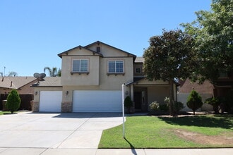 Building Photo - 305 Alysheba Dr