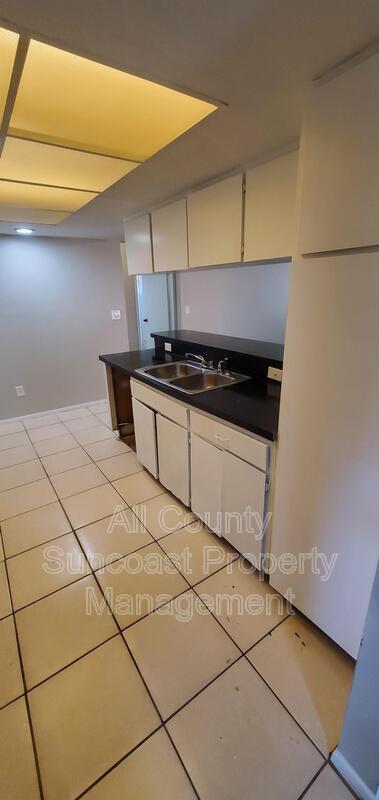 Foto del edificio - 3221 Carriage Dr