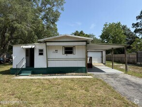 Building Photo - 108 Ash St