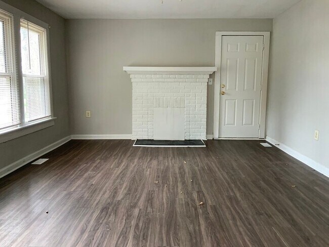 Foto del edificio - 808 NC-161