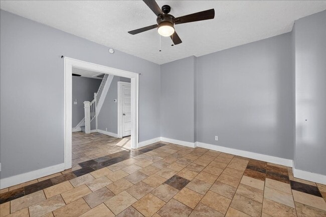 Building Photo - 408-408 N Parker Ave