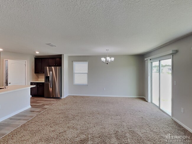 Building Photo - 3641 Alta Lakes Blvd