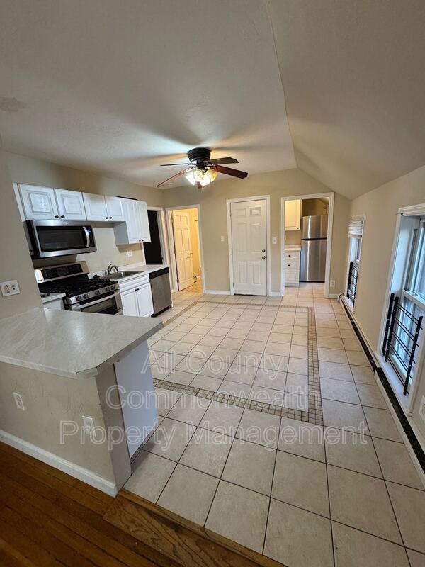 Foto del edificio - 56 Parker St