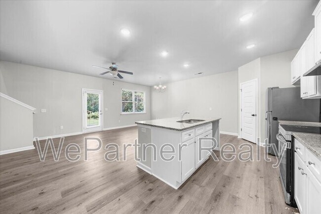 Foto del edificio - 104 Vickery Ln