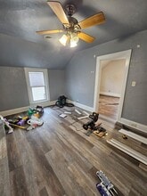 Building Photo - 1323 Shore Dr