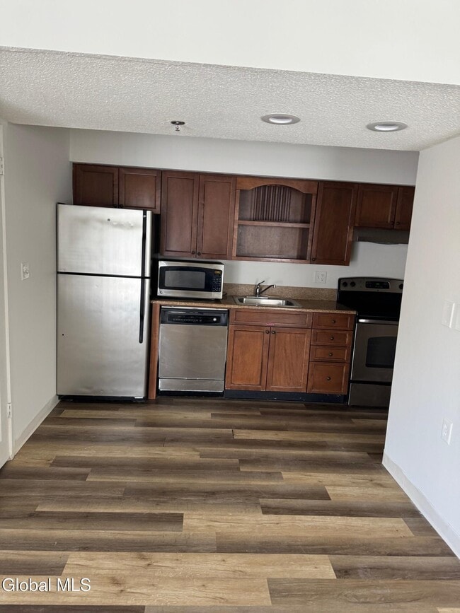 Building Photo - 3 Residence Inn Dr