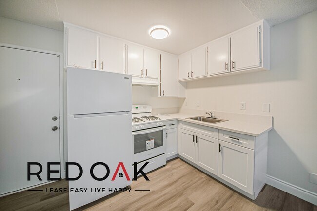 Foto del edificio - ~1 Month FREE~ Cozy, Stylish Studio with B...