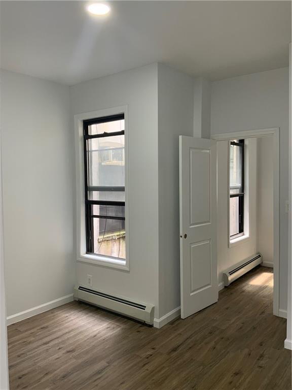 Foto del edificio - 16-85 Linden St
