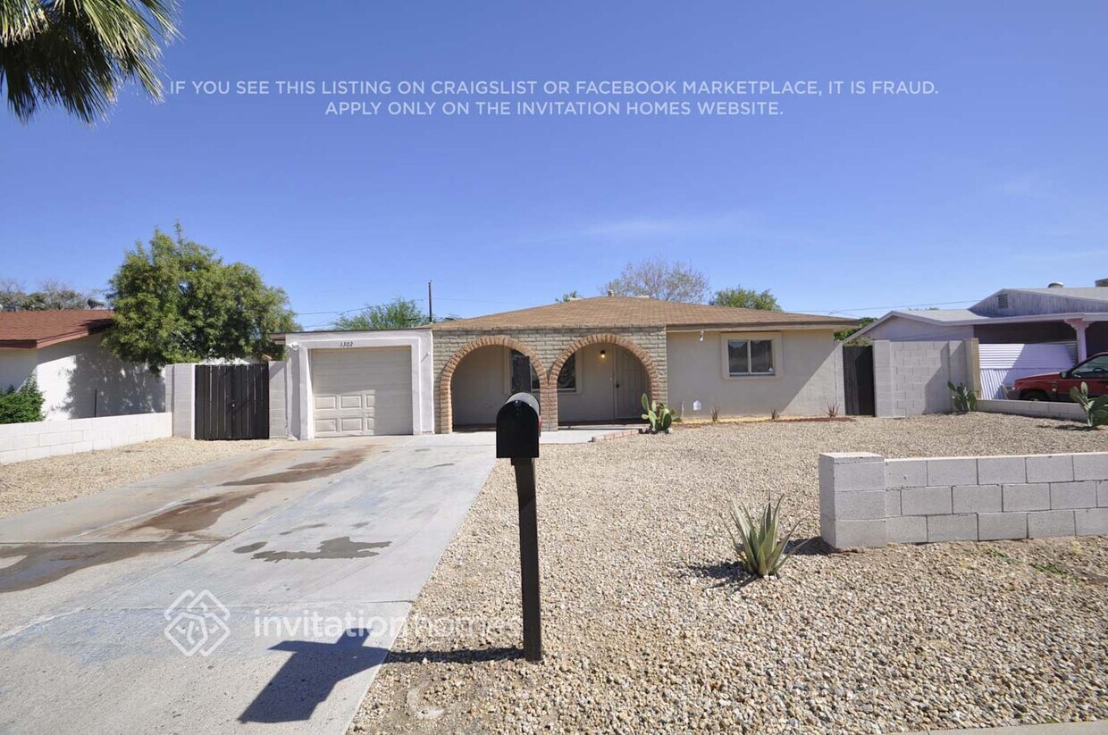 Foto principal - 1302 E Becker Ln