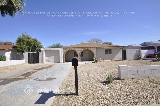 Building Photo - 1302 E Becker Ln
