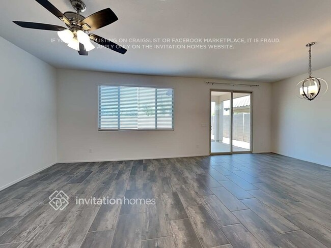 Building Photo - 17490 W Molly Ln