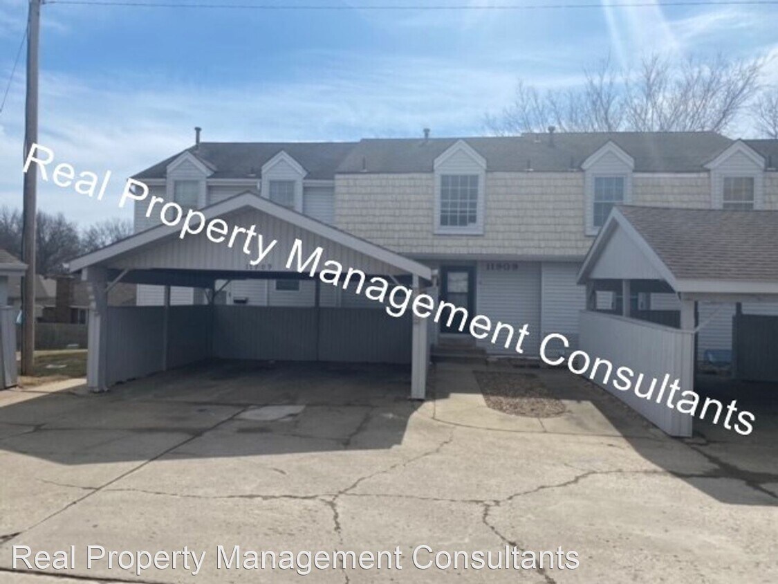 Primary Photo - 3 br, 2.5 bath House - 11909 E 59th Ter Cir