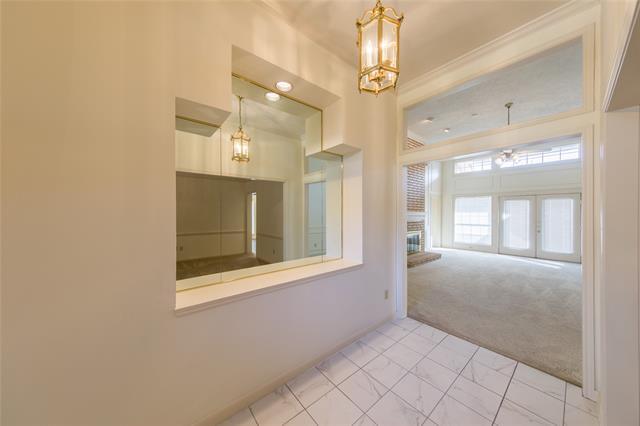 Building Photo - 2119 Antibes Dr