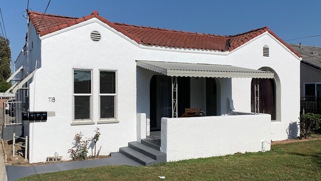 Building Photo - 118 N. Sierra Vista Street