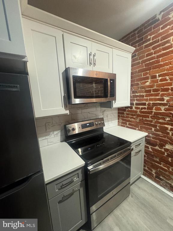 Primary Photo - 1737 N 23rd St