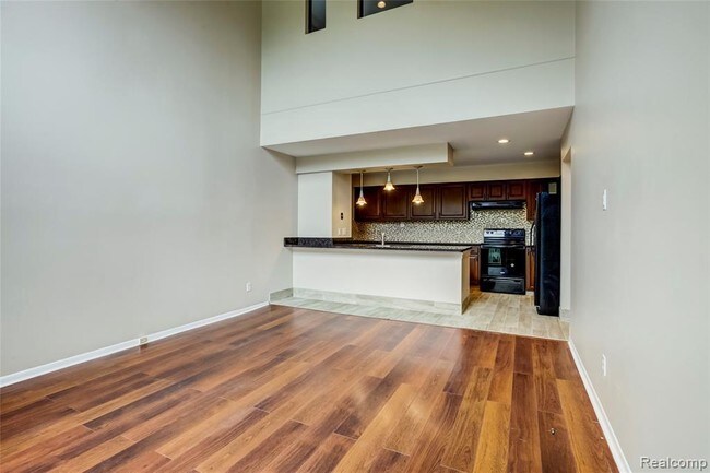 Building Photo - 7468 Pebble Ln