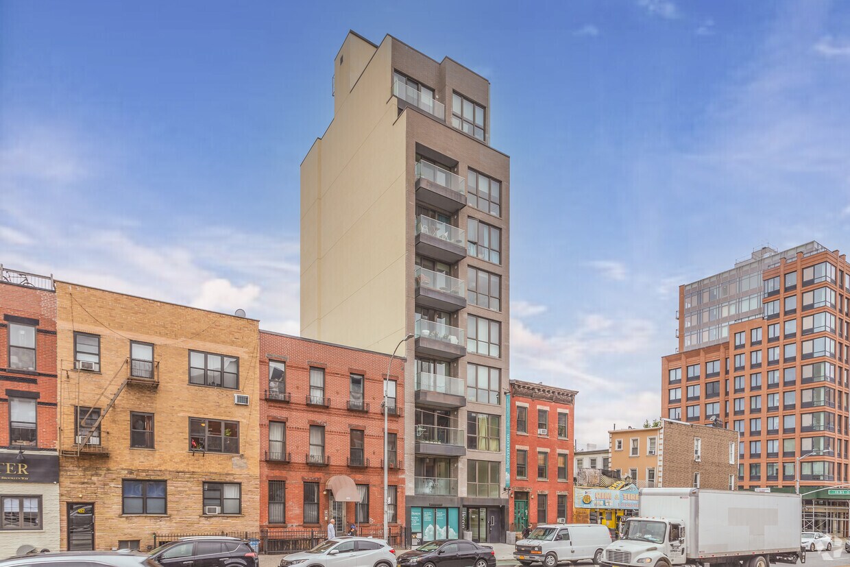 Foto del edificio - Bentyn Condominiums