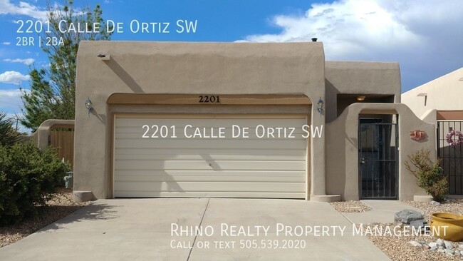 Building Photo - Los Lunas Beauty In Gated Community on Cor...