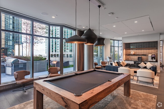 Interior Photo - Cascade