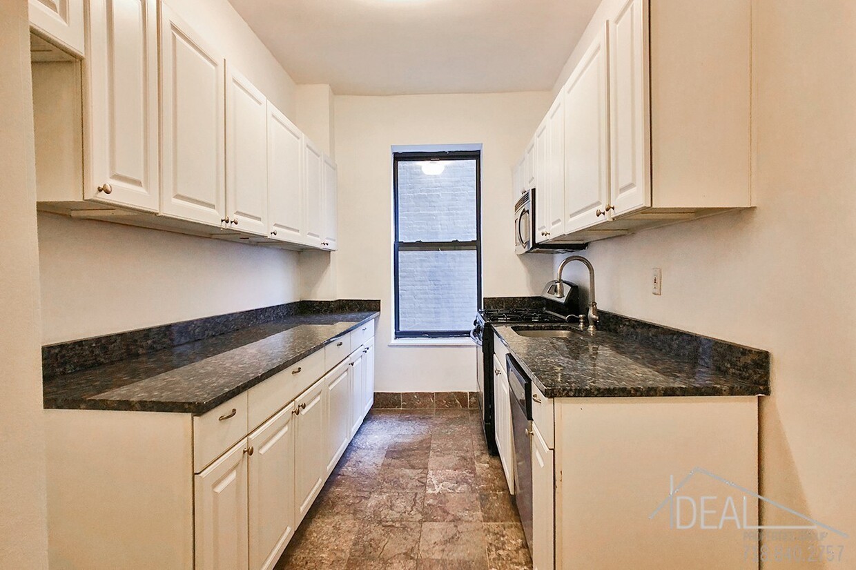 Primary Photo - 230 Ocean Parkway #C6R