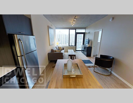 Foto principal - 1255 S Wabash Ave