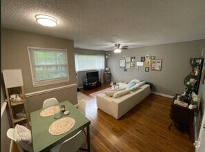 Building Photo - 1301 Richmond Pl