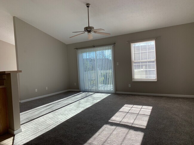 Tons of light in High Ceiling Great Room - 3857 Thorngate Dr