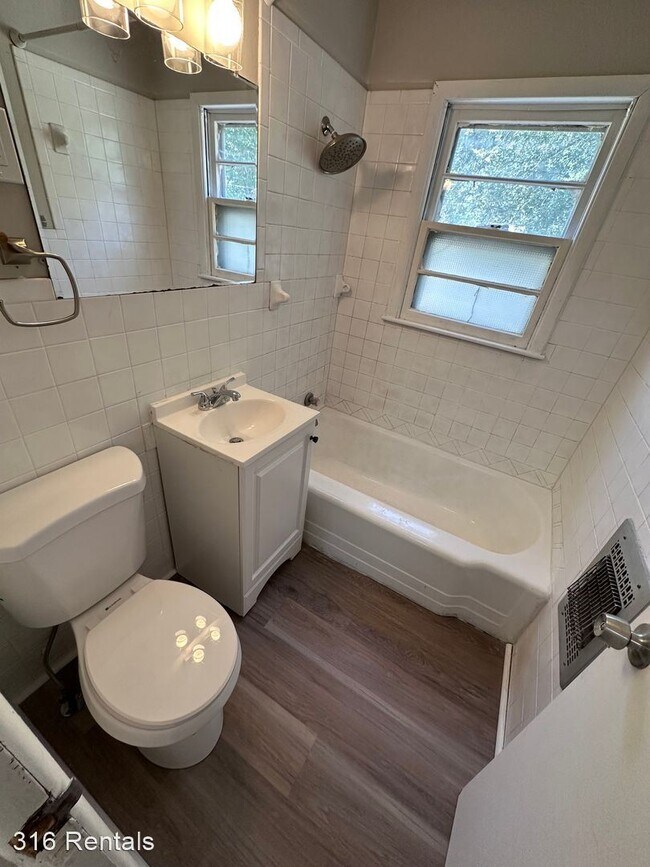 Foto del edificio - 2 br, 1 bath House - 2102 S Spruce St