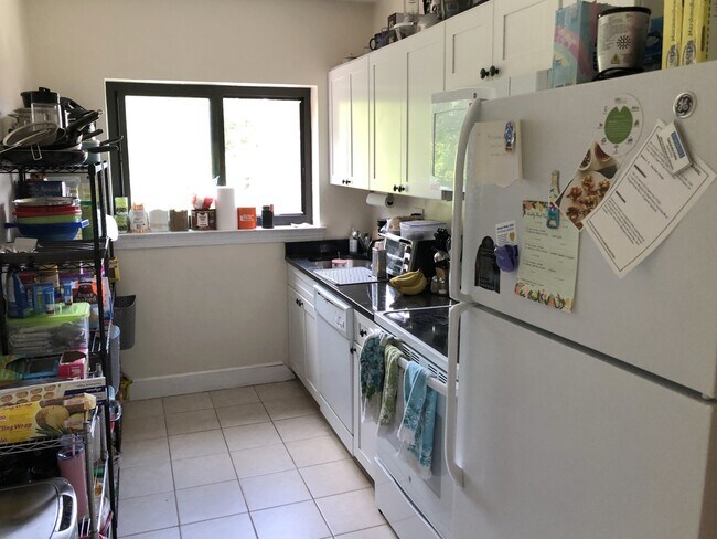 Foto del edificio - 114 Longwood Ave