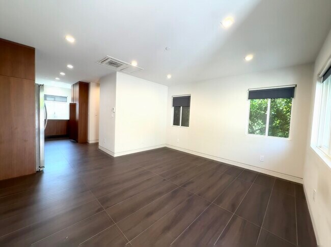 Foto del edificio - 4063 Huron Ave