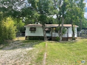 Building Photo - 536 Royal Oak Dr