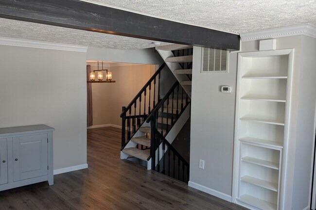 Foto del edificio - ABINGDON - LAUREL VALLEY 3 BDRM TOWNHOUSE