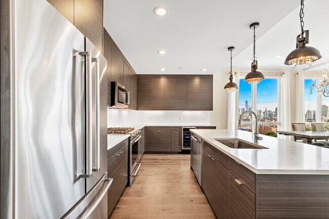 Building Photo - 502 Palisade Ave