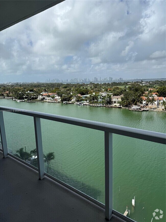 Building Photo - 5750 Collins Ave