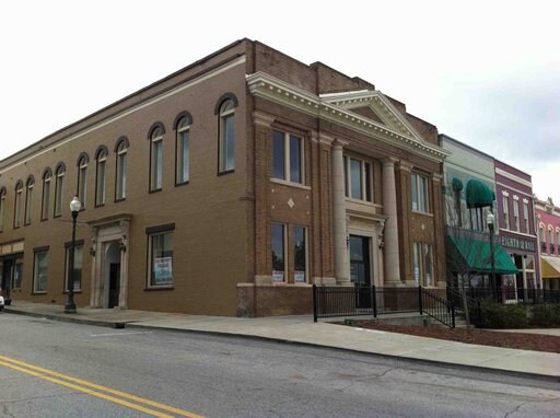 Primary Photo - 801 S Railroad Ave
